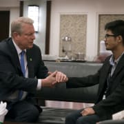 An Inconvenient Sequel: Truth to Power Poster 4